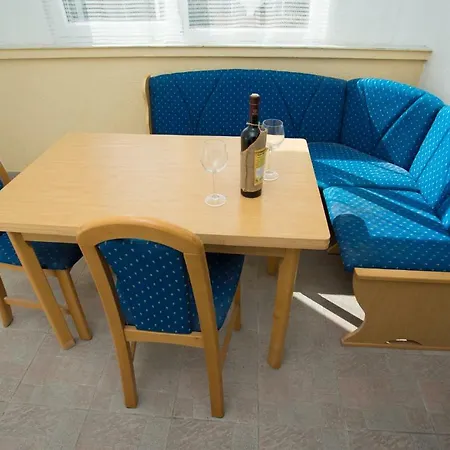 Apartman Ivo 아파트 Kaštela